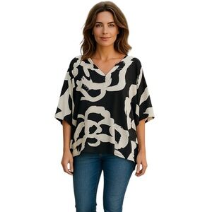 New! CHICO'S Black and White Abstract Women's Top Size 3 (US 16/18)